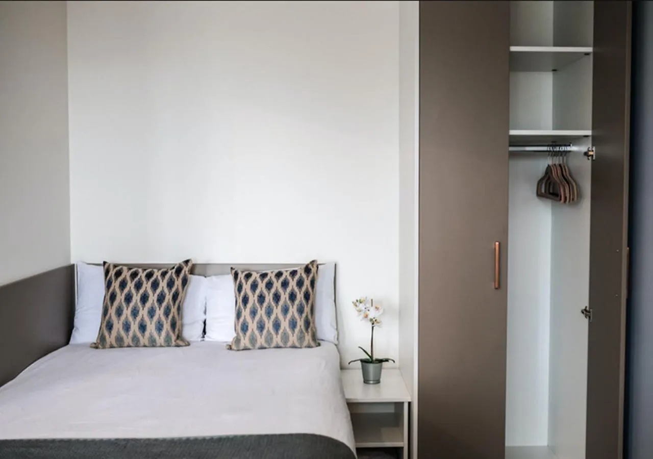 Ensuite Rooms & Studios, Edinburgh - Sk